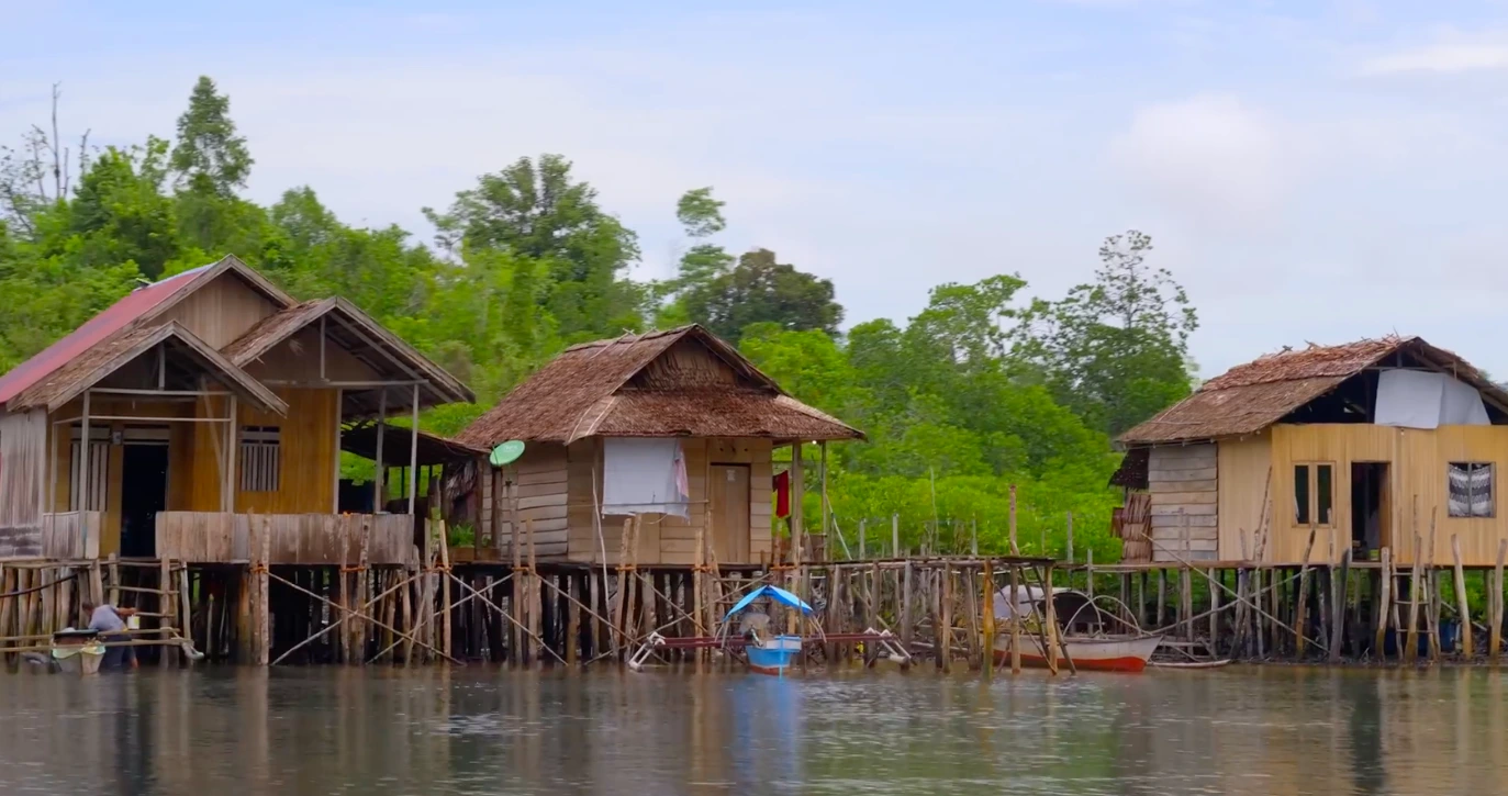 Villages where tourists rarely appear